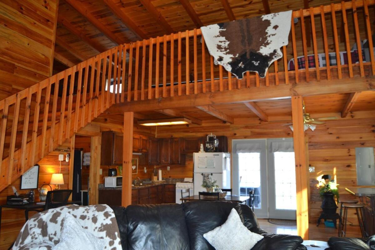 The Willow, Secluded And Cozy Country Cabin Ravenna Экстерьер фото